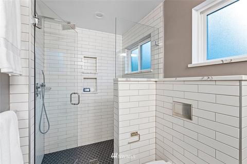 15226 108th Pl NE, Bothell, WA 98011 photo 23