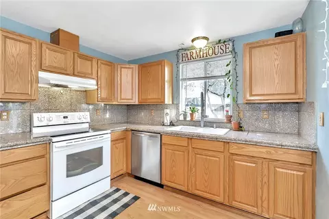 130 170th St E, Spanaway, WA 98387 photo 8