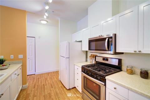17426 Bothell Way NE #A404, Bothell, WA 98011 photo 11