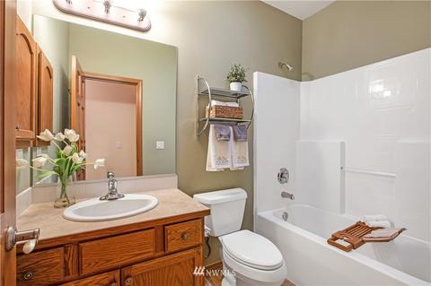 4353 Sinclair Loop NE, Lacey, WA 98516 photo 17