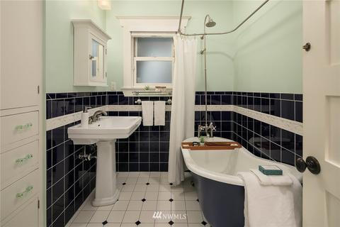 4639 Eastern Ave N, Seattle, WA 98103 photo 11