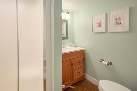 4639 Eastern Ave N, Seattle, WA 98103 photo 19