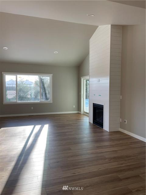 817 Pine Crest Dr, Everson, WA 98247 photo 5