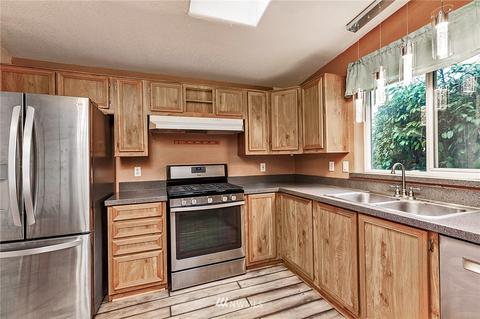 129 Corrin Ave NW, Orting, WA 98360 photo 8