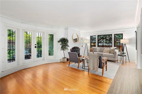 2235 E Crescent Dr, Seattle, WA 98112 photo 12