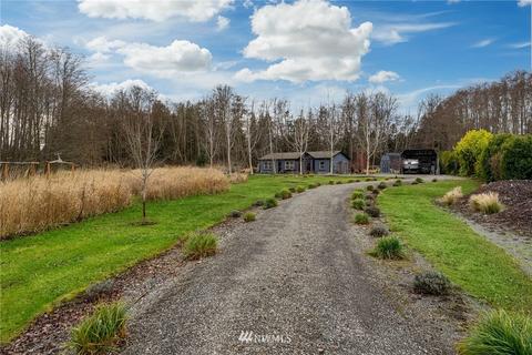 97 Dickinson St, Sequim, WA 98382 photo 2