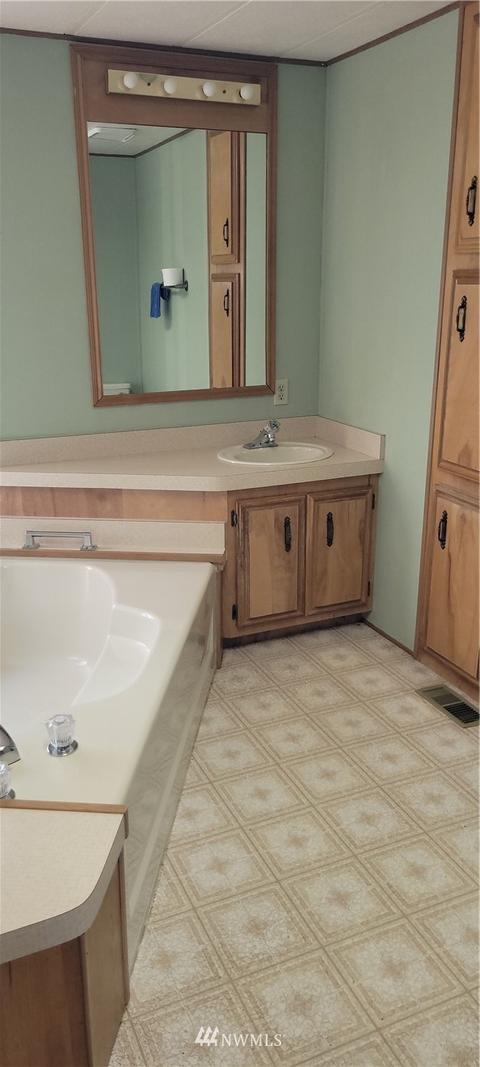 729 236th Pl SW, Bothell, WA 98021 photo 27