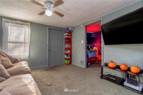 186 E Chestnut St, Walla Walla, WA 99362 photo 4