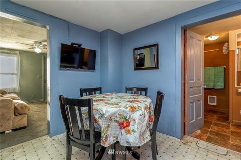 186 E Chestnut St, Walla Walla, WA 99362 photo 8
