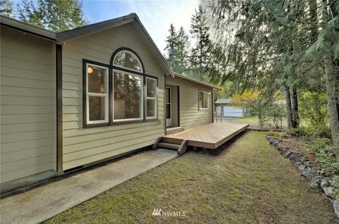 381 Emerald Lake Dr E, Grapeview, WA 98546 photo 2