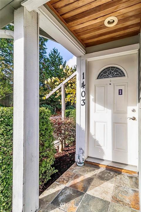 1403 E Casino Rd, Everett, WA 98203 photo 3