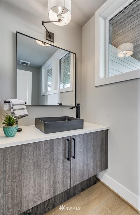 917 Pine St, Edmonds, WA 98020 photo 18