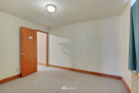 16313 60th St E, Sumner, WA 98390 photo 21