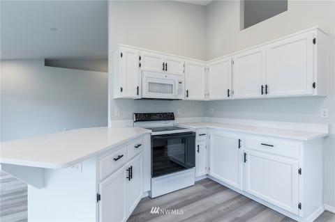 15613 67th Ct E, Sumner, WA 98390 photo 5