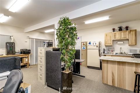 10907 Valley View Rd, Bothell, WA 98011 photo 28