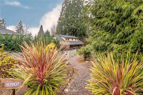 10907 Valley View Rd, Bothell, WA 98011 photo 3