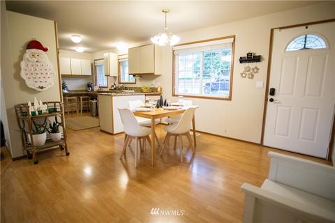 306 216th St SW, Bothell, WA 98021 photo 4