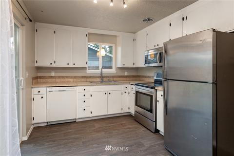 16922 17th Ave E, Spanaway, WA 98387 photo 10
