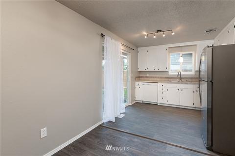 16922 17th Ave E, Spanaway, WA 98387 photo 8