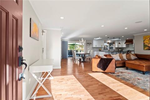 10404 NE 197th St, Bothell, WA 98011 photo 4