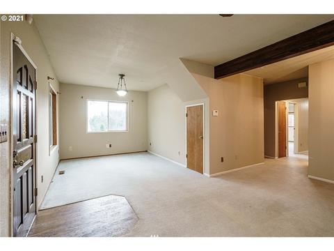 105 Mcadams Rd E, Longview, WA 98632 photo 4