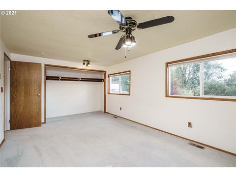 105 Mcadams Rd E, Longview, WA 98632 photo 11