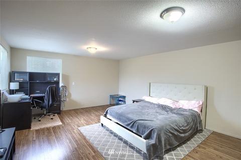 17525 5th Avenue Ct E, Spanaway, WA 98387 photo 5
