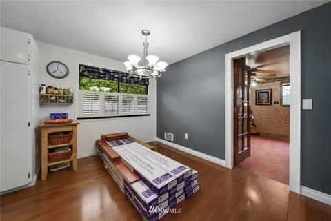 1490 Loraine St, Enumclaw, WA 98022 photo 5