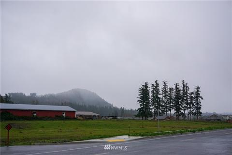 645 Becky Ave E, Enumclaw, WA 98022 photo 4