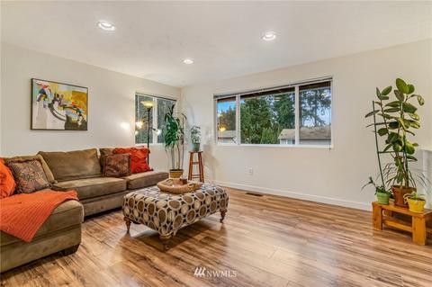 605 216th St SW, Bothell, WA 98021 photo 4