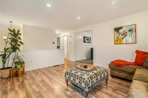 605 216th St SW, Bothell, WA 98021 photo 5