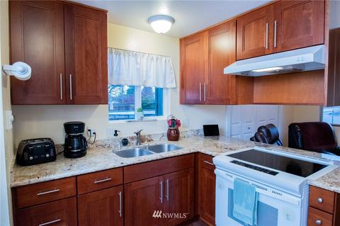 7721 Easy St, Everett, WA 98203 photo 6