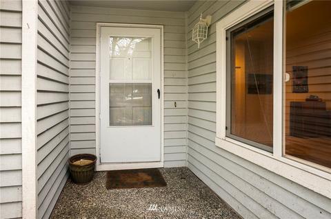 13031 NE 184th Pl, Bothell, WA 98011 photo 3