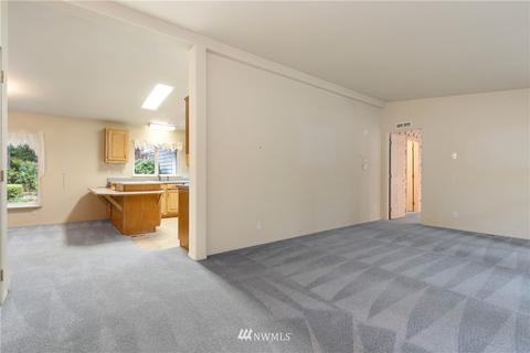 721 Cedar St, Belfair, WA 98528 photo 4