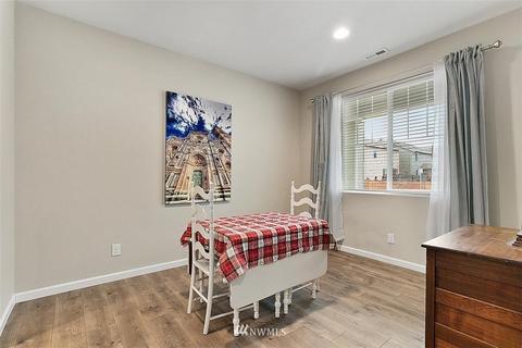 625 Petersen Dr E, Enumclaw, WA 98022 photo 12