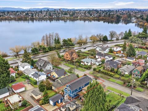 912 N 68th St, Seattle, WA 98103 photo 3