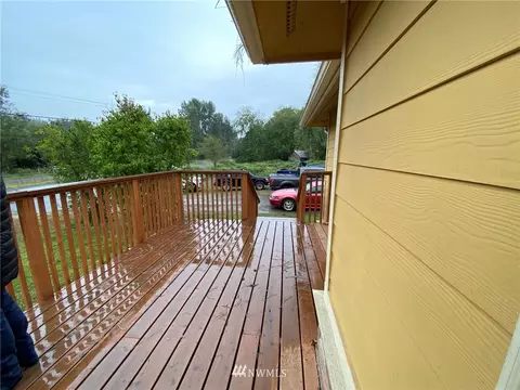 18319 Pioneer Way E, Orting, WA 98360 photo 7