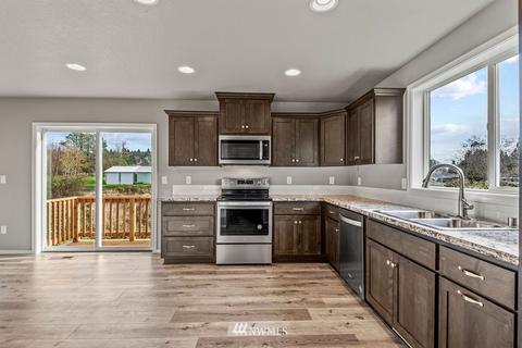 160 Glengate Loop, Cathlamet, WA 98612 photo 8