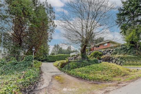 10063 Densmore Ave N, Seattle, WA 98133 photo 1