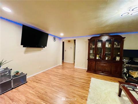 709 106th Pl SW, Everett, WA 98204 photo 4