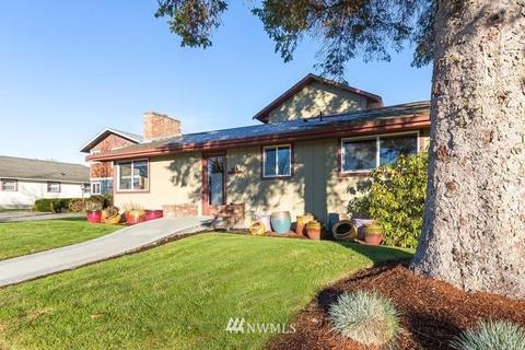 218 W Bell St, Sequim, WA 98382 photo 3