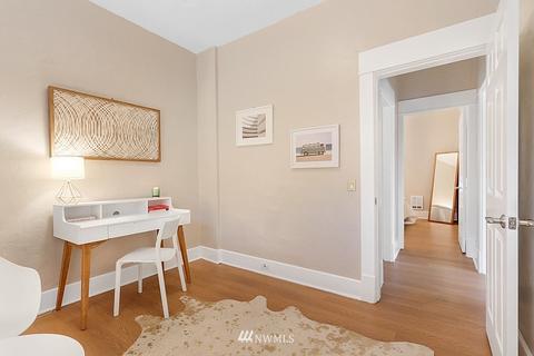 2618 E John St, Seattle, WA 98112 photo 14