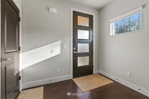 16824 1st Pl W, Bothell, WA 98012 photo 2