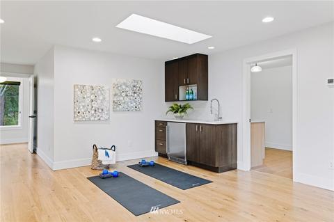 8120 Talbot Rd, Edmonds, WA 98026 photo 28