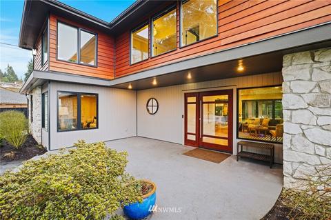 8120 Talbot Rd, Edmonds, WA 98026 photo 3