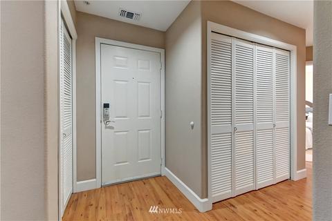 17101 123rd Pl NE #U301, Bothell, WA 98011 photo 4