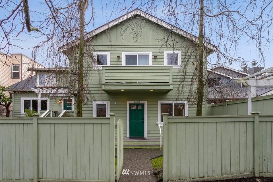 2110 California Ave SW C, Seattle, WA 98116 25 Photos