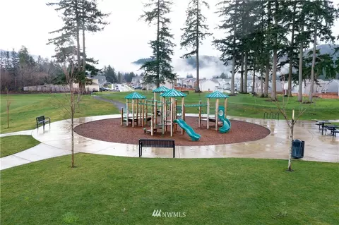 417 Bondgard Ave E, Enumclaw, WA 98022 photo 32
