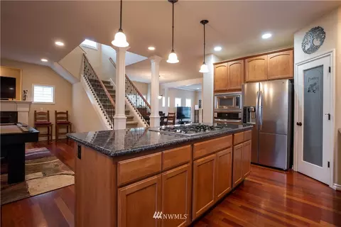 417 Bondgard Ave E, Enumclaw, WA 98022 photo 11