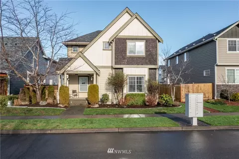 417 Bondgard Ave E, Enumclaw, WA 98022 photo 1